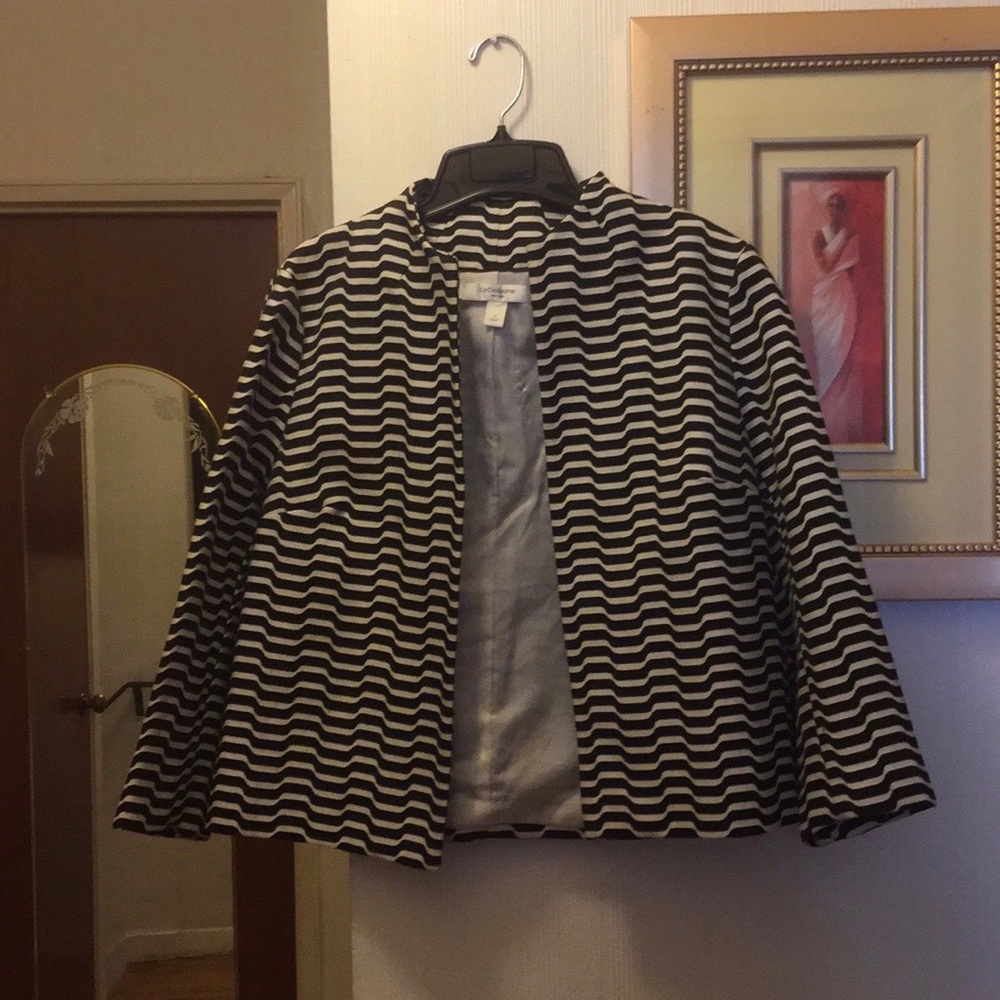 LIZ CLAIBORNE BLACK & WHITE STRIPED JACKET SZ 12.